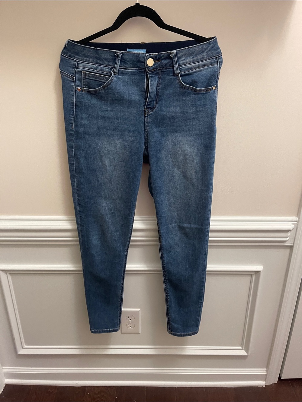 Draper James Women's Skinny Jeans in Denim Blue